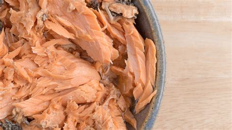 canned salmon and fresh salmon